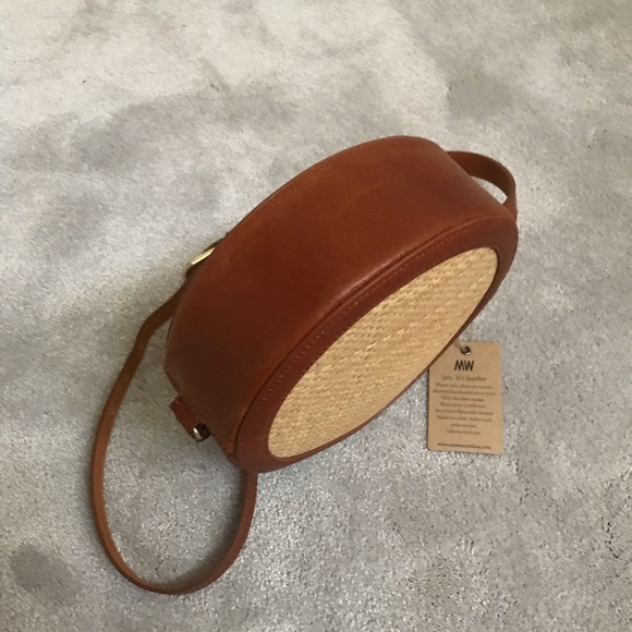 Woven Canteen Crossbody Bag - Most Wanted USA - Picture 7 of 16